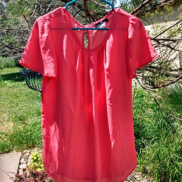 🏘️Women's White Plum Blouse Large - Picture 1 of 3